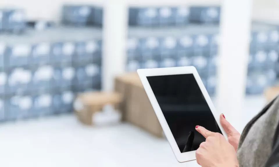 Memaksimalkan Efisiensi dan Keberlanjutan dengan Digitalisasi di Industri Makanan dan Minuman